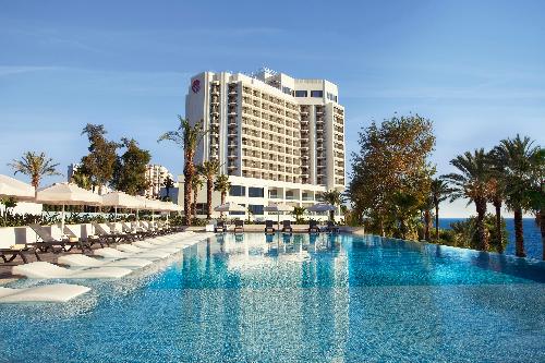 Akra Barut Lara hotel rentacar